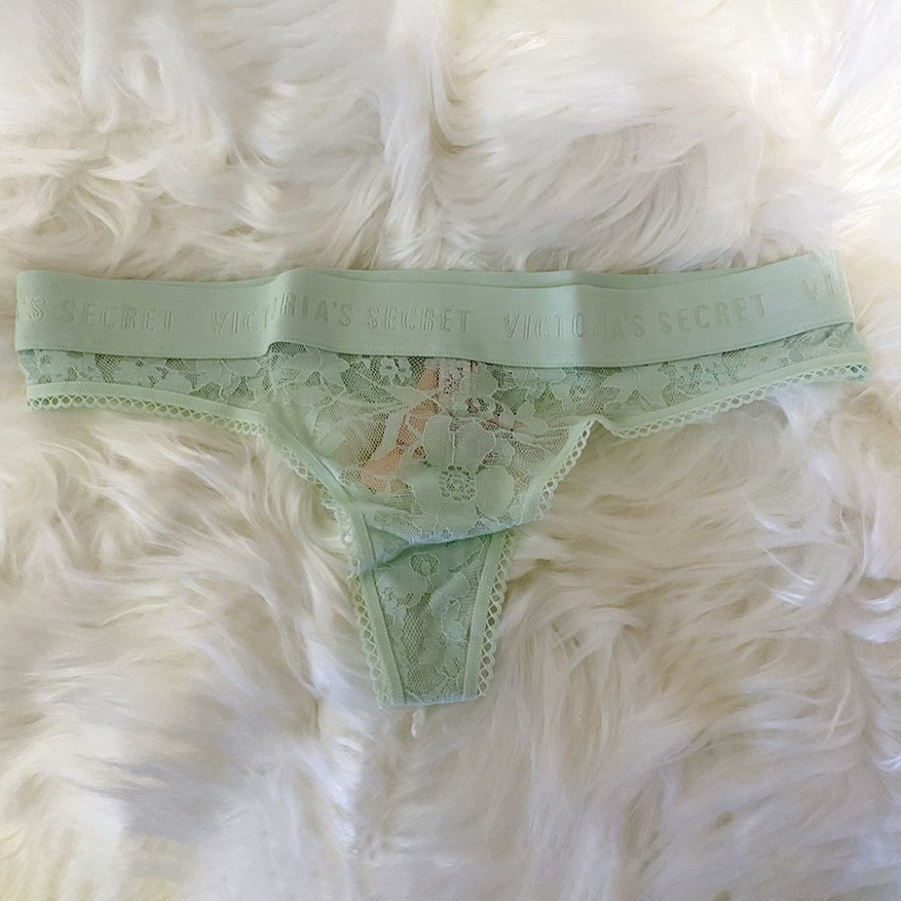 Victoria's Secret Signature Waistband Floral Thong Mint Small